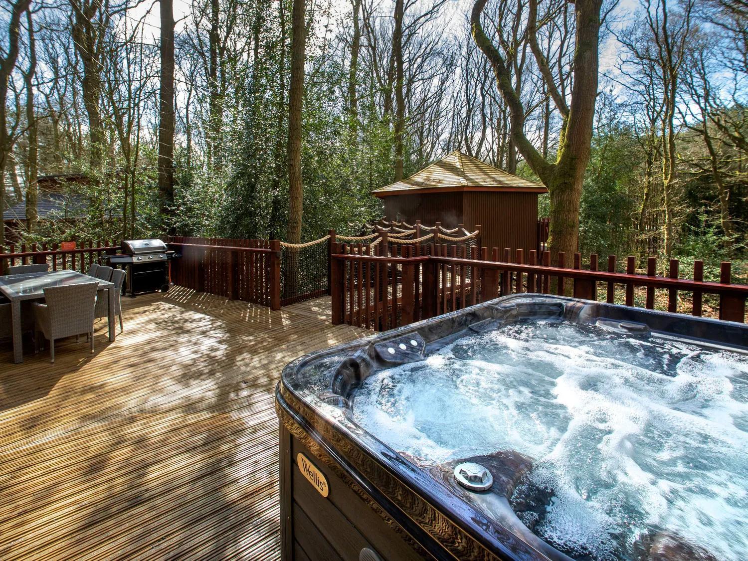 Delamere Forest Cabins - Forest Holidays Mouldsworth Luaran gambar